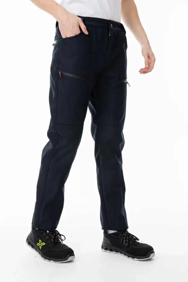 Softshell Pantolon – kurumsal iş kıyafeti fotoğrafı